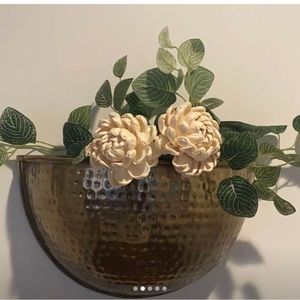 Gold hammered wall planter